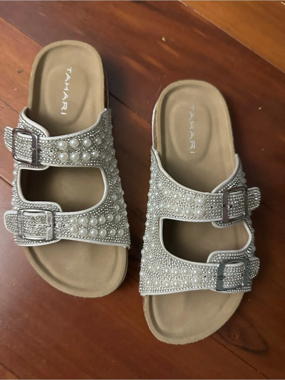 Tahari Sandals- kids 3 (8 year old)
